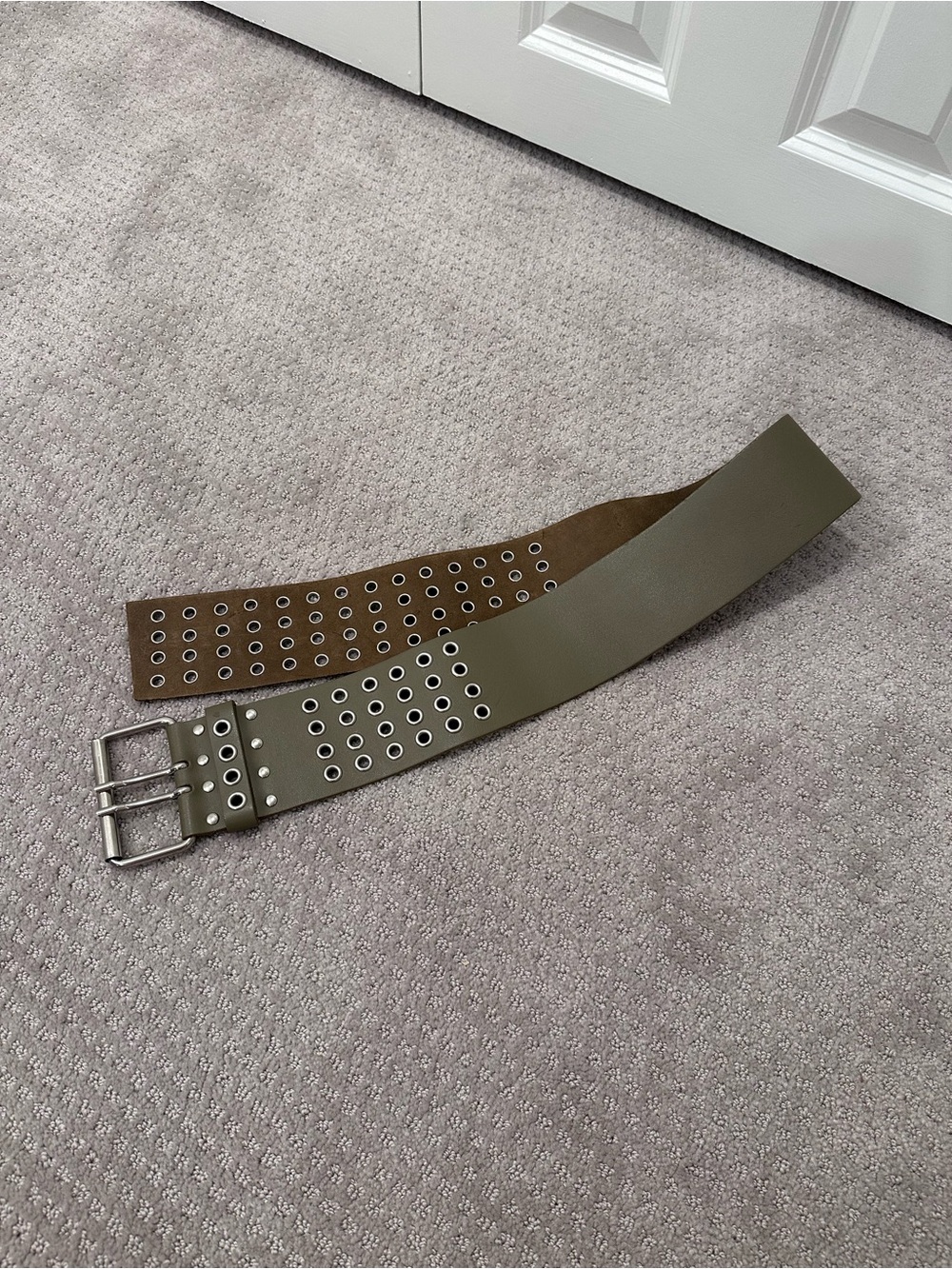 Vintage Y2K La Bagagerie Paris Leather Grommet Belt France, olive green, 36/90
